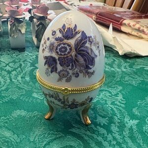 Vintage Gilded Ceramic Egg Trinket Floral Decorative Egg with Gold Accents